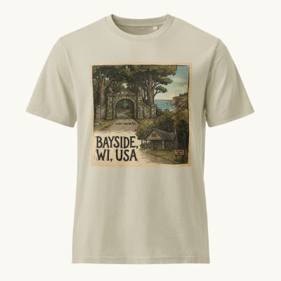 Bayside, WI Vintage Tee